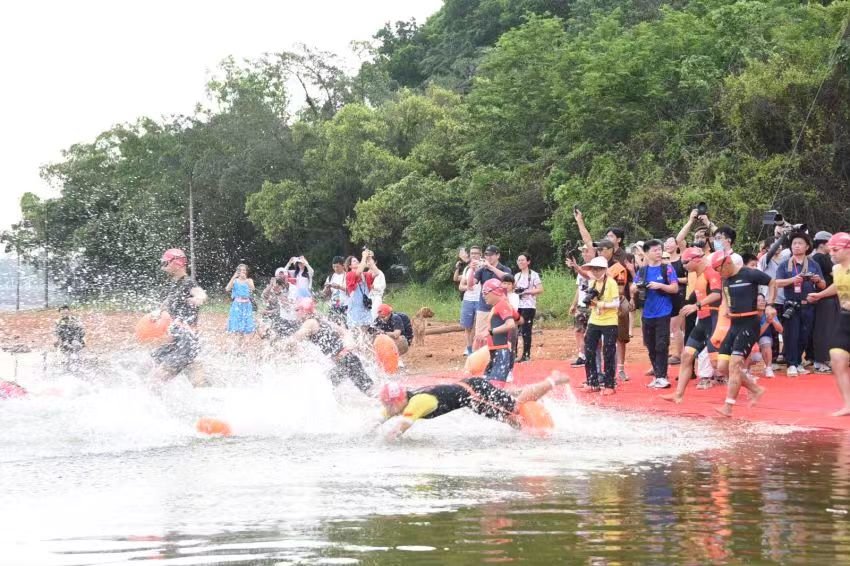 2023广东万里碧道东莞同沙铁人三项赛圆满举办