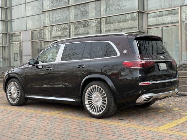 23款迈巴赫gls600价格220万落地优惠