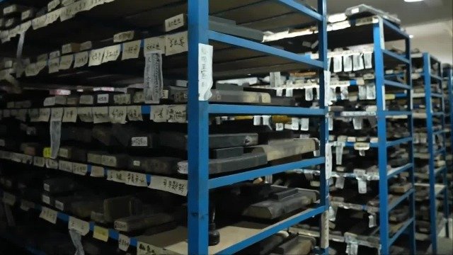 传承徽墨技艺，胡开文墨厂收藏1100锭墨模，最好的模具大多是这个人的