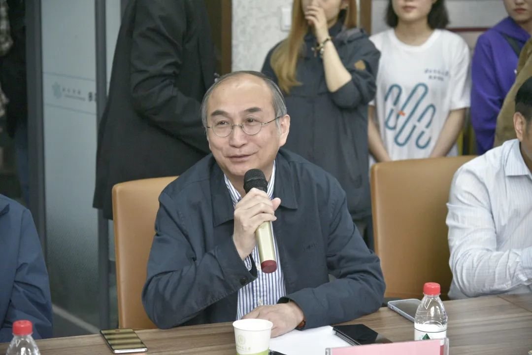 中国书协理事、江苏省书协副主席兼秘书长 刘灿铭 讲话