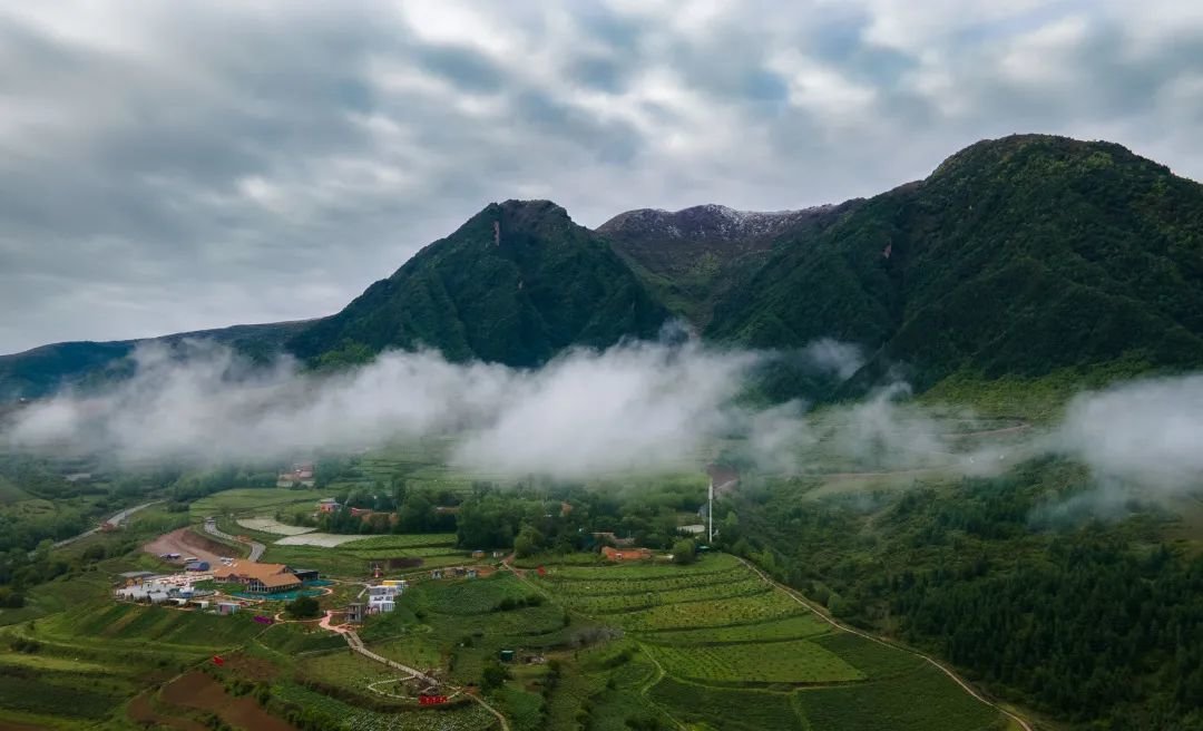 因山而得名的定西临洮南屏村 处处皆画卷