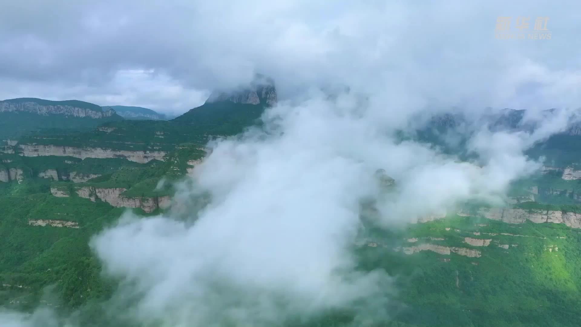 河北武安：雨后太行山云海奇观