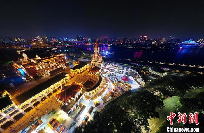 “夜经济”升温 广西南宁滨江文旅街区人气旺凤凰网宁波_凤凰网