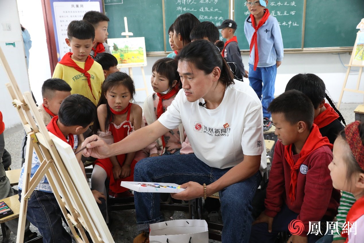 艺术创想主题志愿者：李朝阳，画家、中国文联中国书画家联谊会会员、中国书画家联谊会文艺志愿者工作服务委员会副主任、中国文物保护基金会特约艺术家