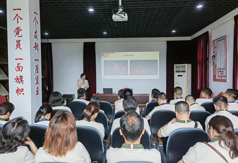 江西省委党校第9期省直处干班赴方志敏烈士纪念园开展现场教学