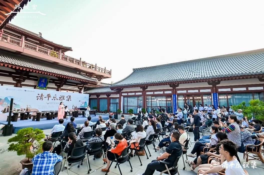 老干局局长陈晓玲,西安音乐学院科研处处长高贺杰,西安交通大学米兰