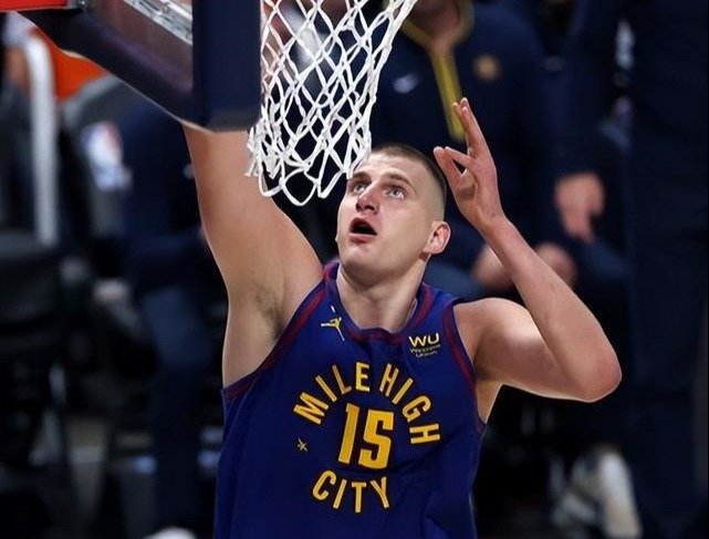 约基奇全能数据震撼联盟掘金核心球员赛季高光视频全记录