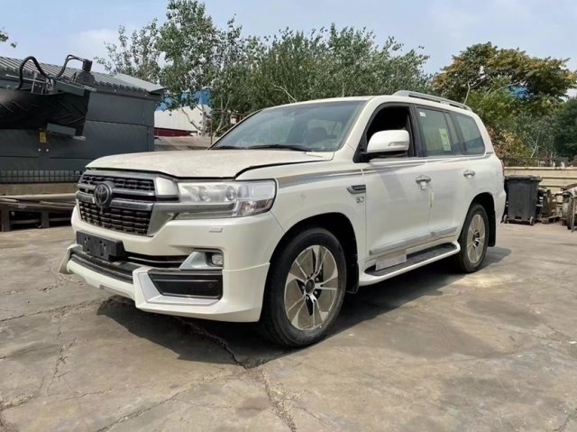 国六丰田酷路泽5700顶配西安提车125起