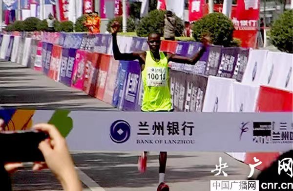 从2011到2023，兰马“拥抱”世界解锁奔跑新姿势
