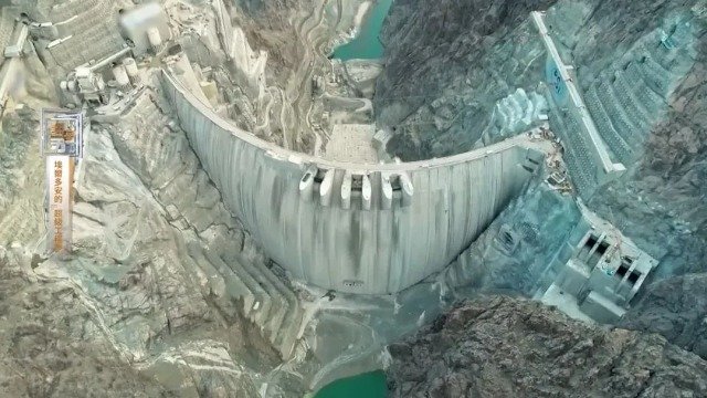 玉素飞利大坝是土耳其最高的坝，每年发电量约为30万户家庭的用电量