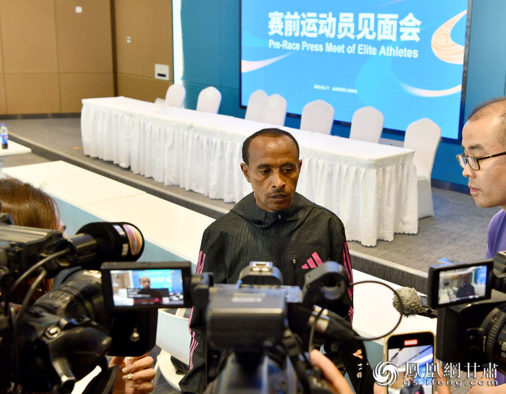 埃塞俄比亚选手凯尔基尔&middot;格扎罕&middot;沃尔德雷格曾获2017、2018两届兰州马拉松冠军，今年将冲击第三金。肖刚 摄