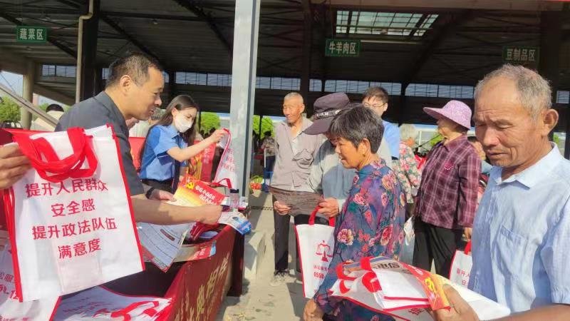 安徽定远县二龙回族乡扎实开展“双提升”省民调宣传活动