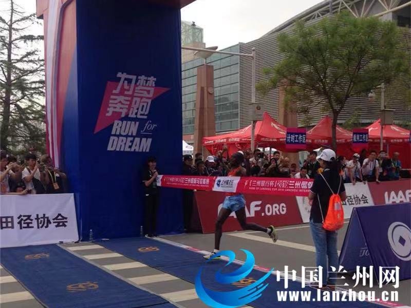 从2011到2023，兰马“拥抱”世界解锁奔跑新姿势
