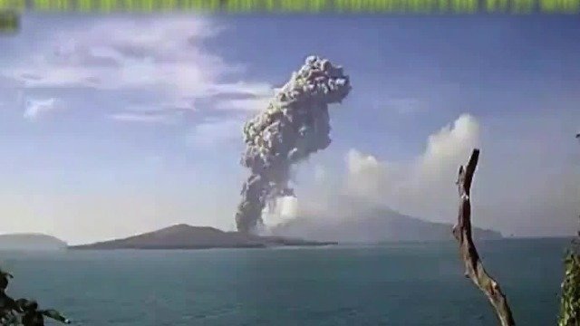 印尼喀拉喀托之子火山爆发，曾引发海啸