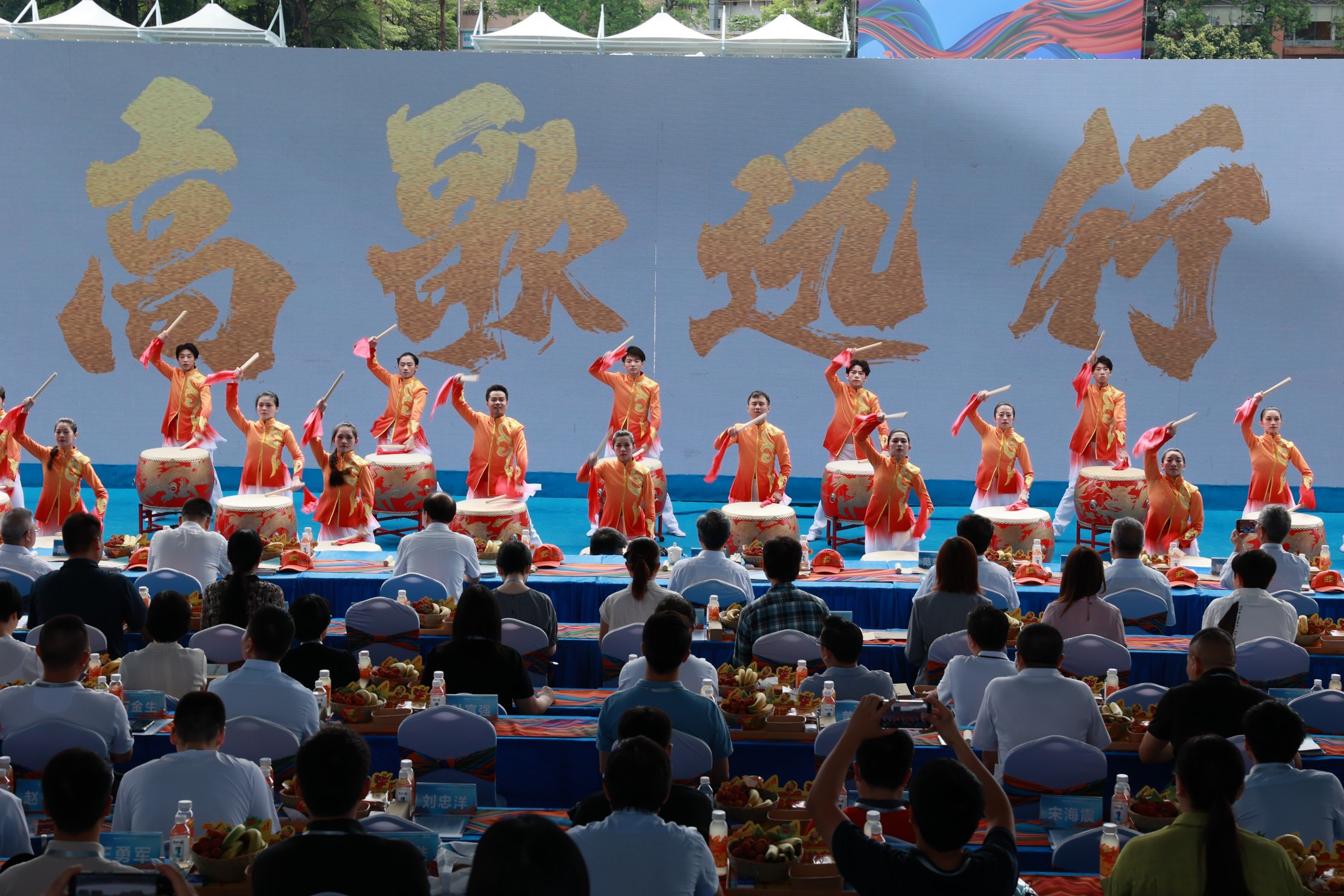 祝贺！两地“沙田”包揽前二！粤港澳大湾区(广东)龙舟邀请赛在东莞举行