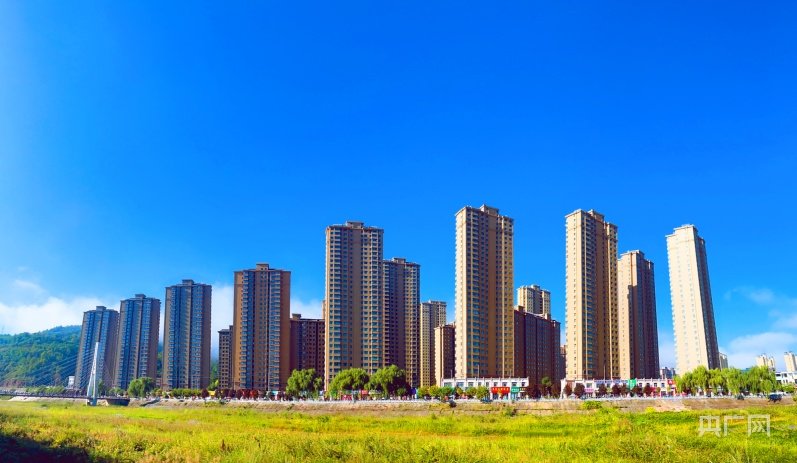 灵台县城一隅(央广网发 灵台县融媒体中心 供图)