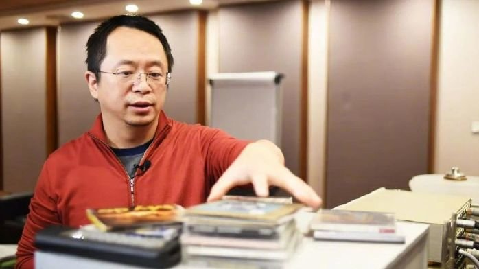 周鸿祎向前妻胡欢转让360公司6.25%股权 价值68亿_凤凰网