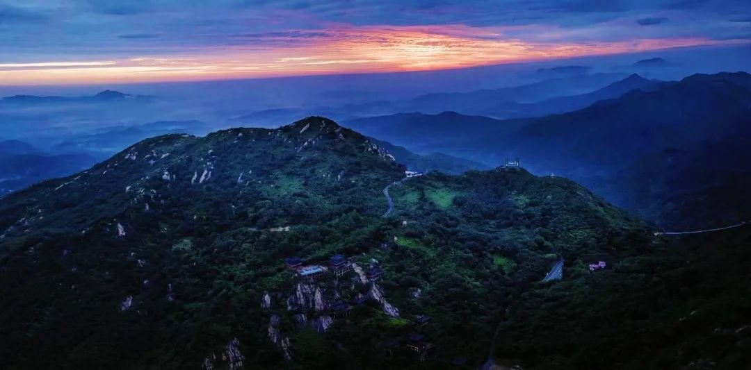 七峰山致青春：奔赴山海，山顶相见