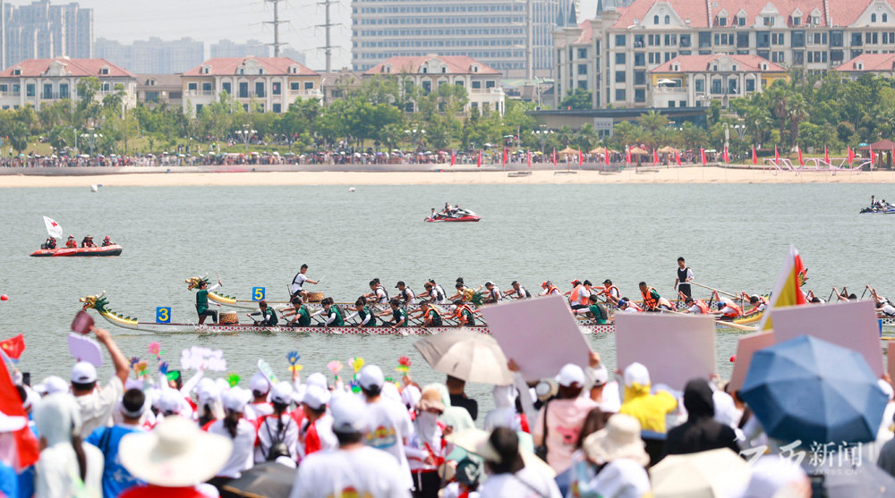 高清大图 | 南昌国际龙舟赛精彩瞬间