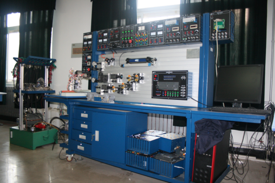 机电液综合实验室