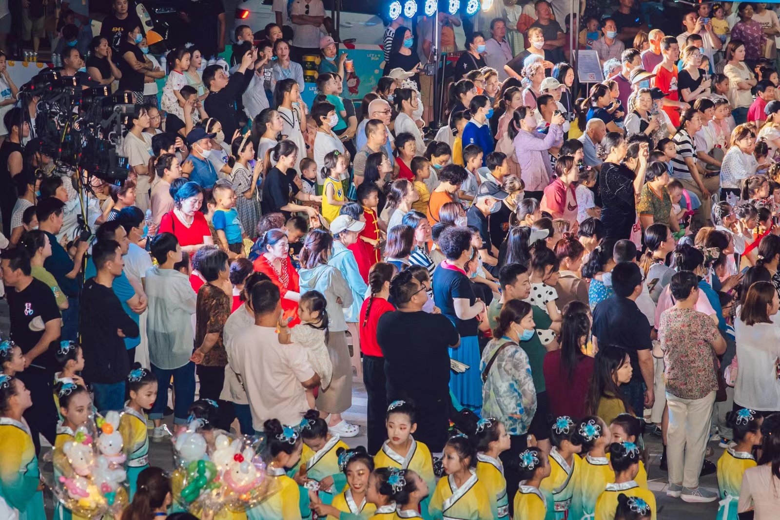 徐州泉山火花街道：文旅惠民消费季，点燃西部新城夜经济