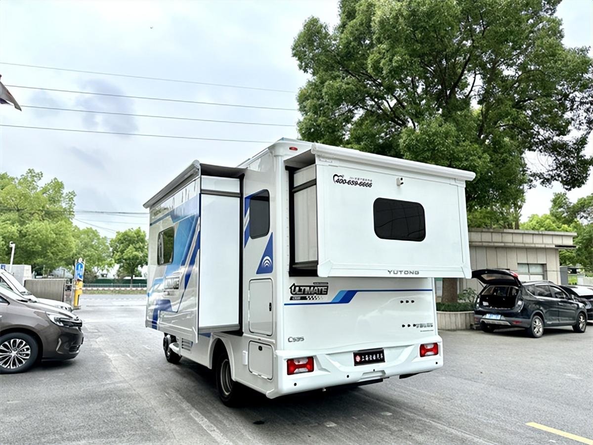 23款宇通c535双拓展房车上海现车特价