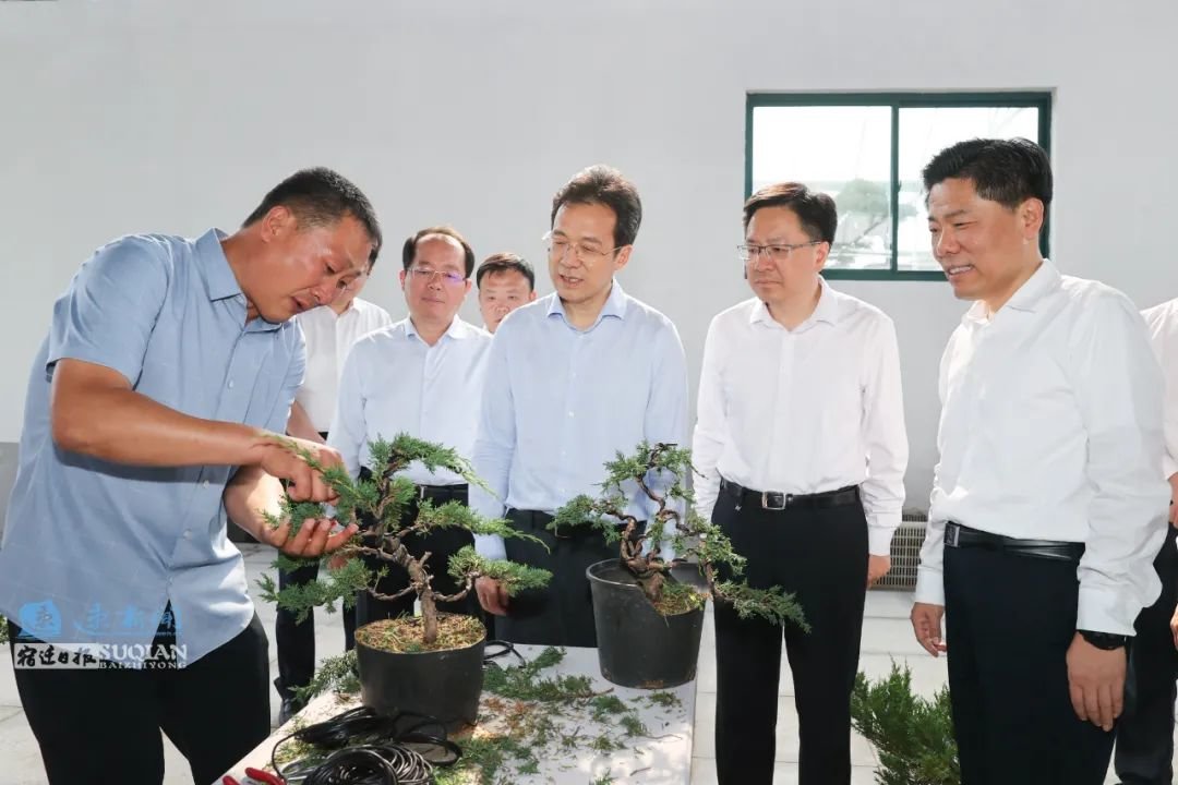 推进农业现代化走在前省委副书记邓修明来宿调研三农工作