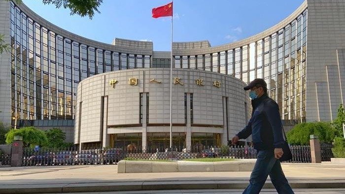 时隔10个月!央行连续降息啥信号?房贷又能少还了?_凤凰网