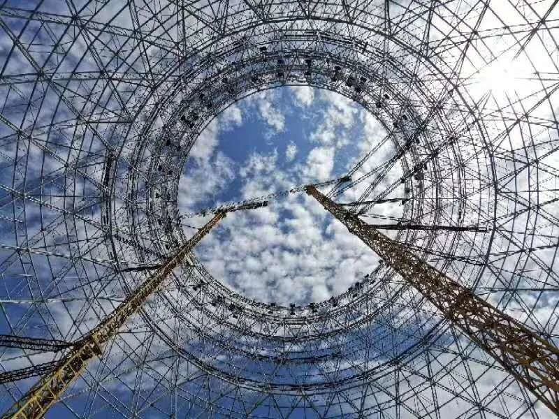 工程建设公司施工的新疆华电哈密热电有限公司四期扩建热电联产工程2号机组钢结构空冷塔EPC项目 寇军生 摄