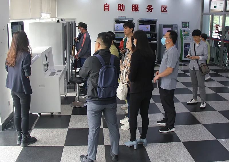 重庆市不动产登记中心赴青岛市不动产登记中心考察座谈