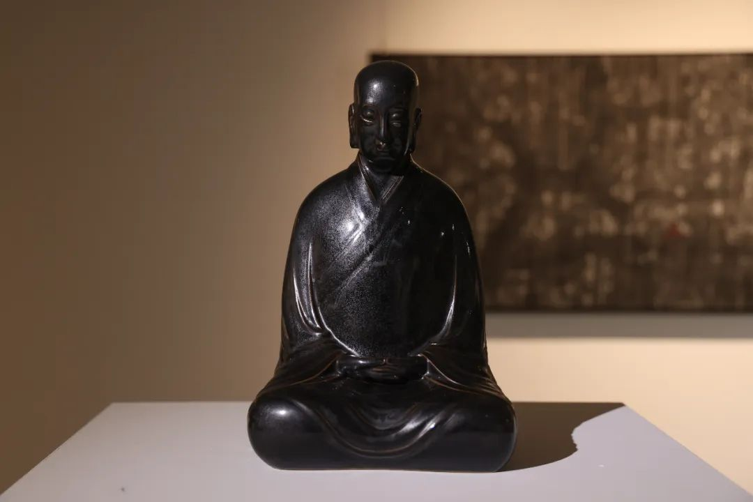 觅·境——李亮东艺术展在《中国美术报》艺术中心开展