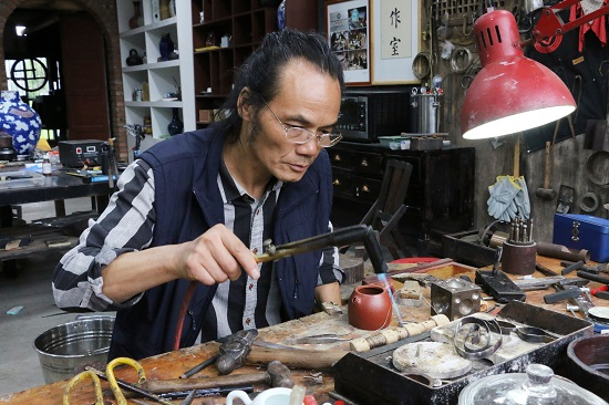 “老”手艺人的“缝补”艺术