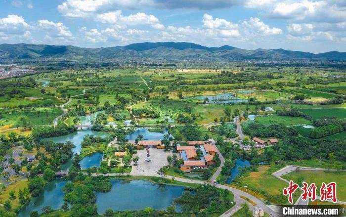 图为良渚古城遗址公园。　余杭区委宣传部供图