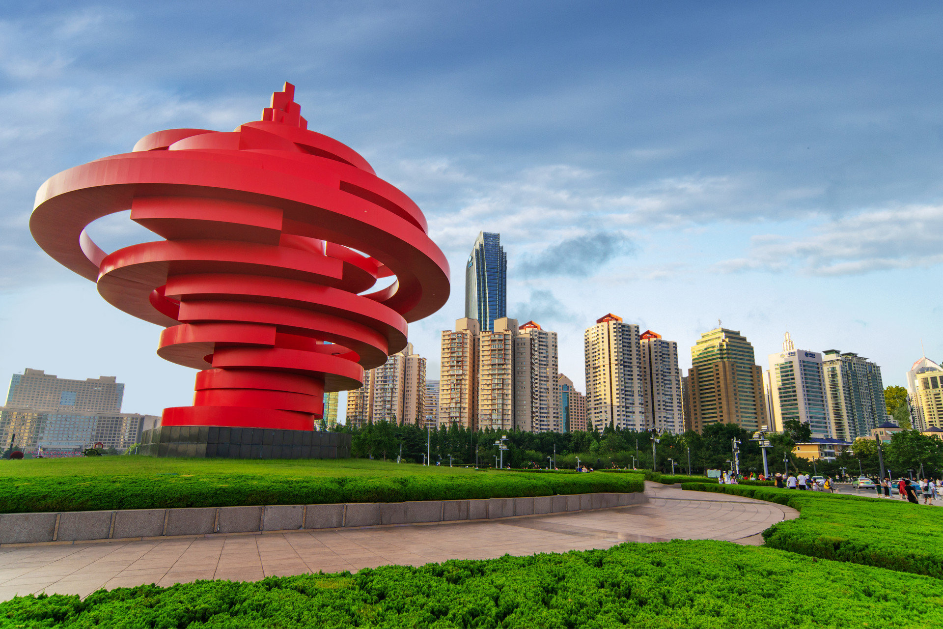 提前3个月!青岛地铁8号线五四广场站主体结构完工