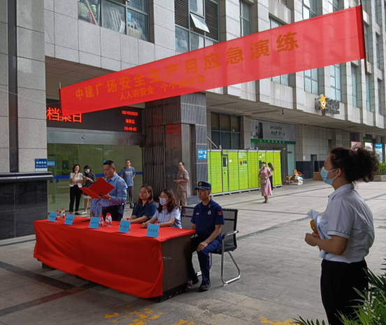“人人讲安全，个个会应急”——武昌区人大代表参加消防安全应急演练活动