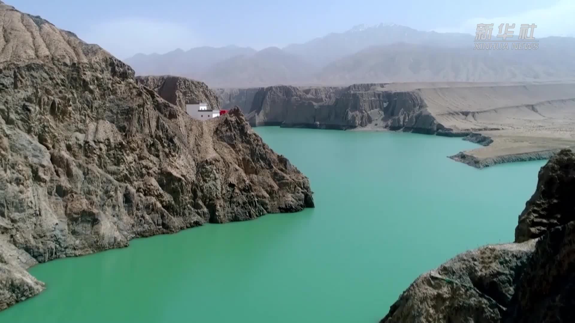 新疆车尔臣河大石门水利枢纽首次泄洪排沙_凤凰网视频_凤凰网