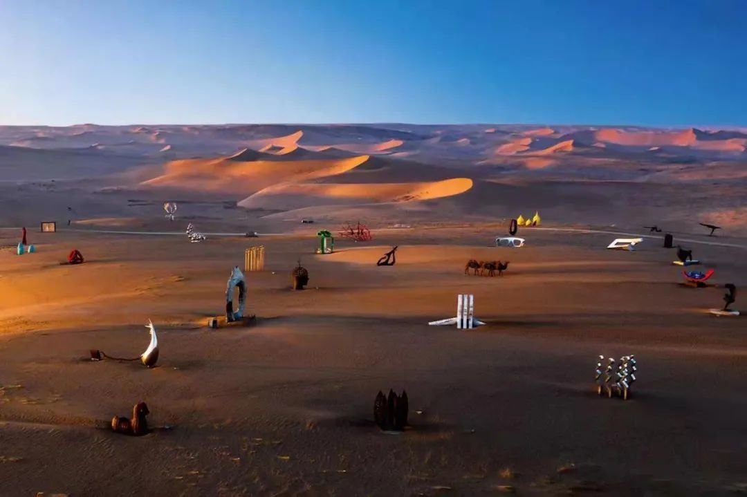 民勤沙漠雕塑国际创作营 王希丽 摄