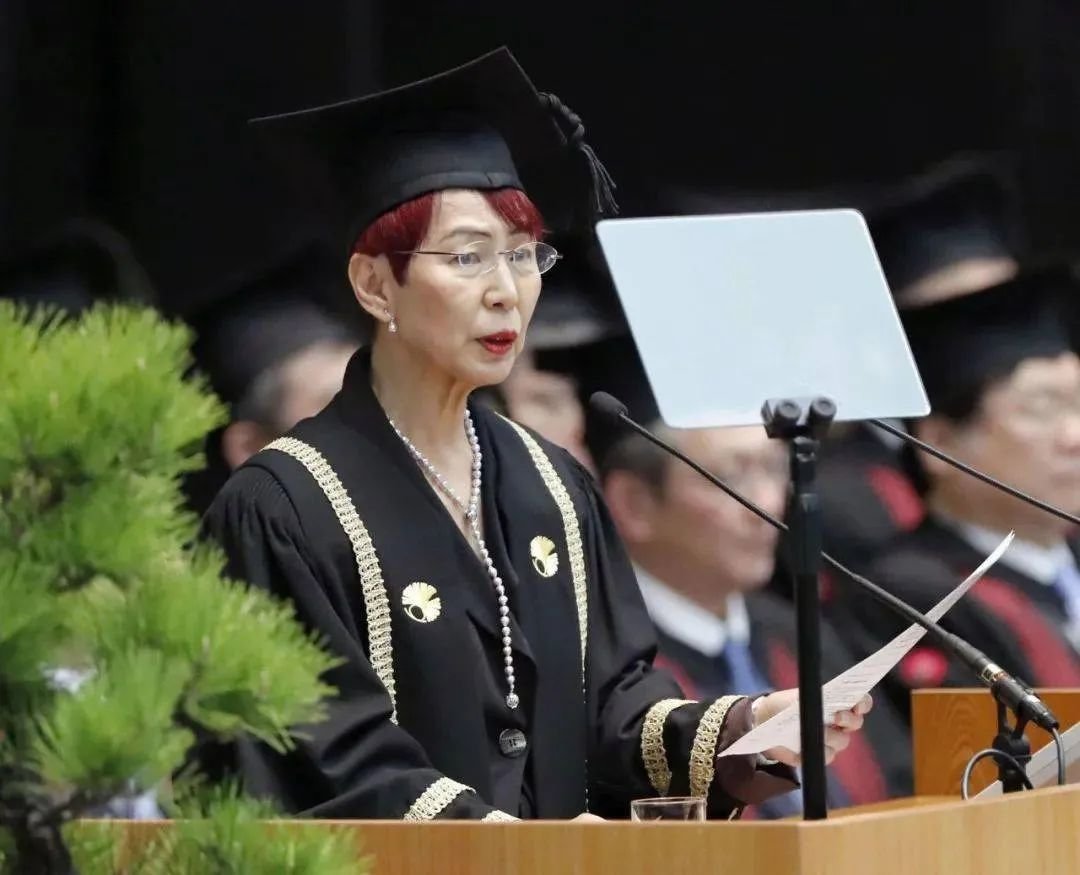 2019年上野千鹤子在东京大学入学典礼发表演讲