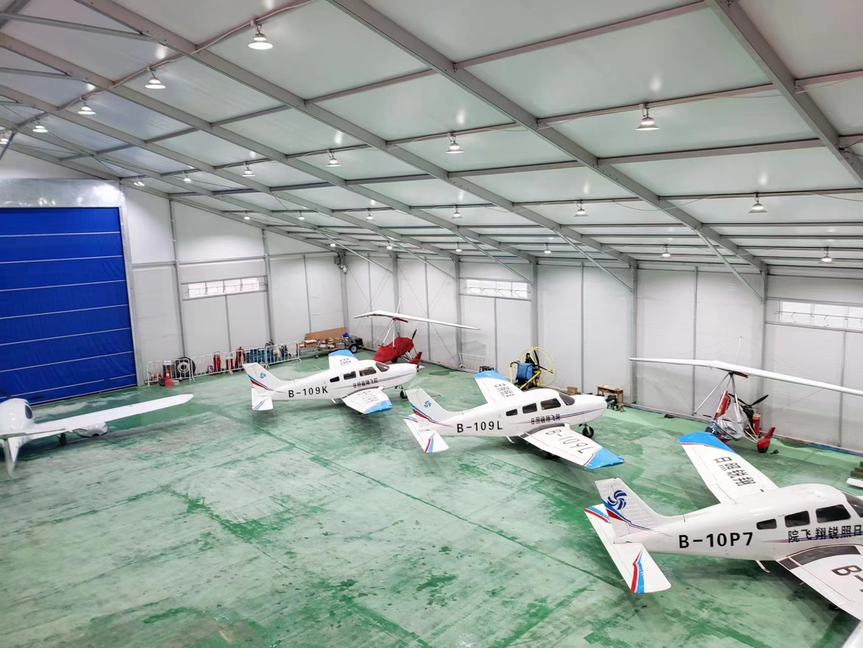 青岛慈航机场迎“新”起飞