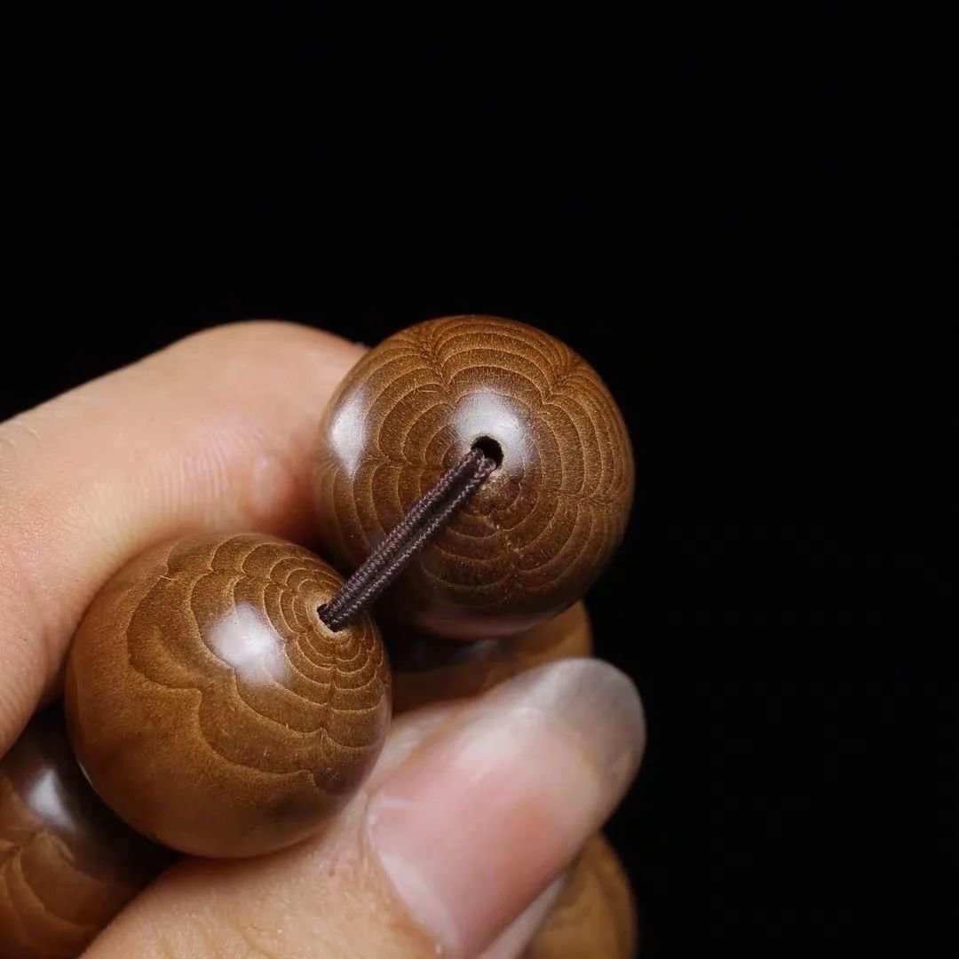百年老料六道木手串，越盘越珍贵，彰显沉稳大气！凤凰网凰家尚品_凤凰网