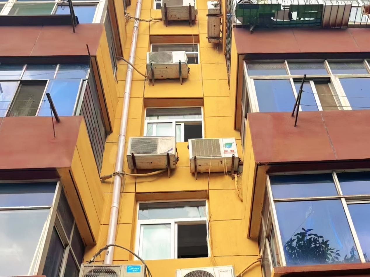 楼道窗户重新安装