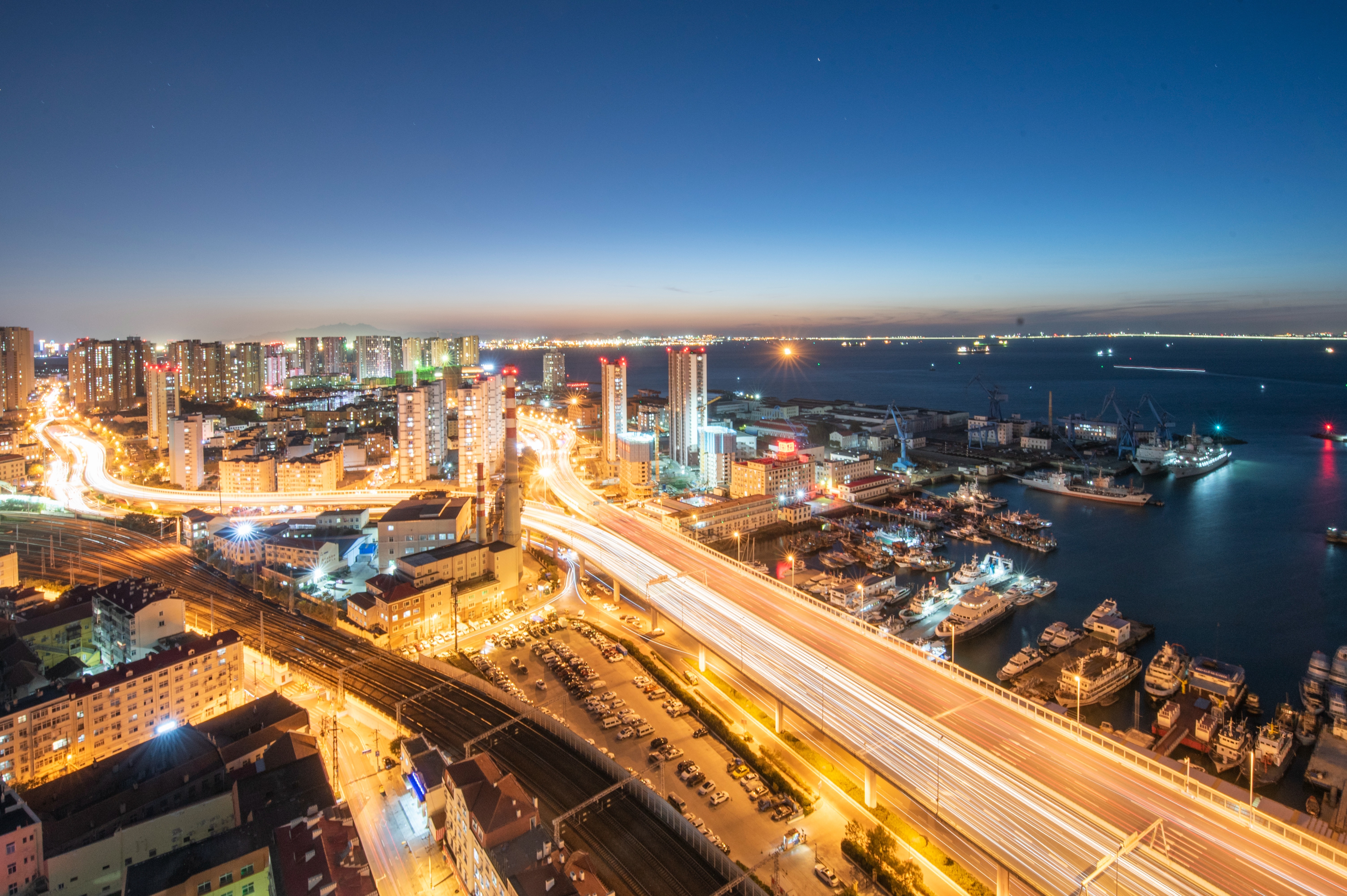 三方面一齐发力 市南区为企业发展送上暖心政策服务