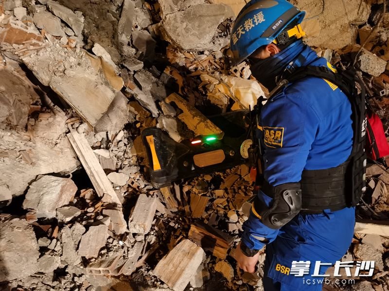 华诺星空技术股份有限公司生产的高科技救援设备在土耳其地震援救中发挥重要作用。长沙晚报通讯员 巢博文 供图