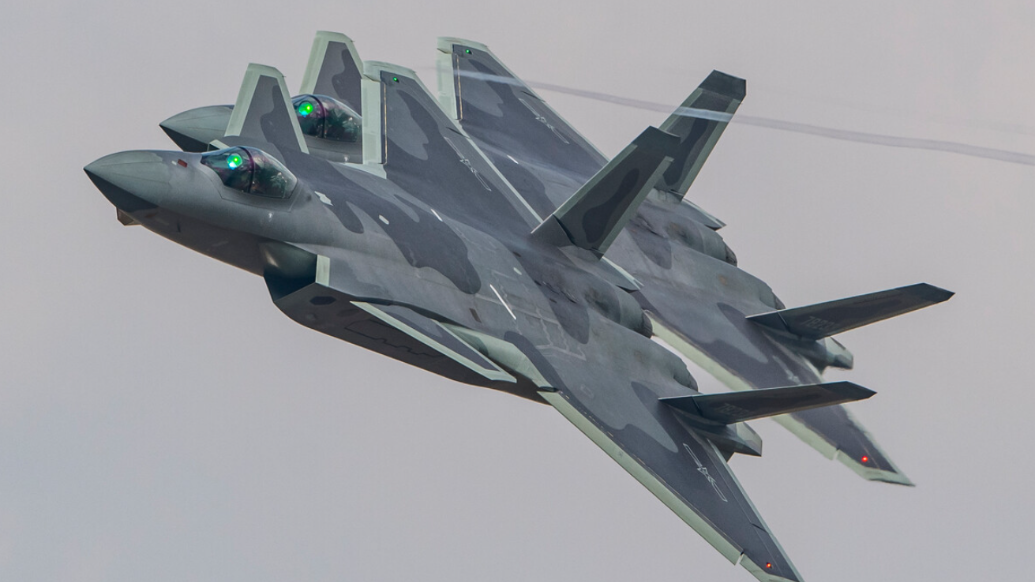 美情报称100架歼20部署东南沿海 台媒：“钳形攻势”封控台海