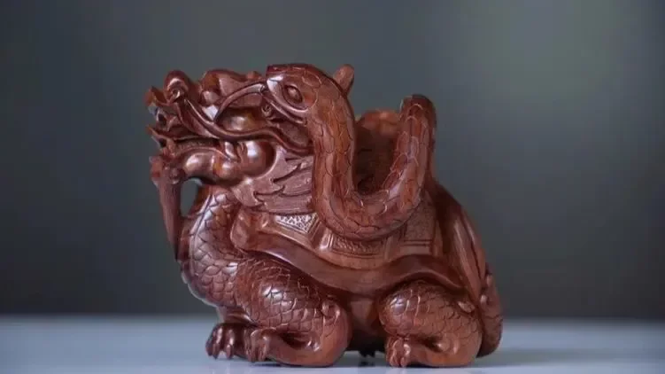 玄武为何是龟与蛇的组合？这在道教中有何特殊意义？