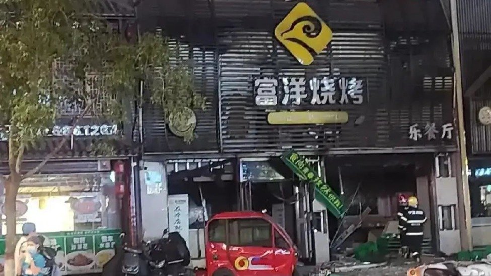 31死燃爆事故中“擅自更换”的减压阀，该由谁来换？
