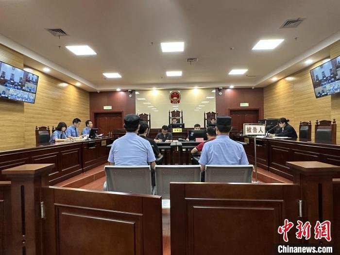 图为庭审现场。　张一辰 摄