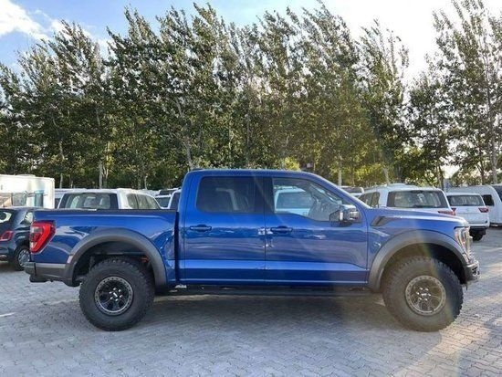 23款福特猛禽皮卡港口价格跳水90万起售_凤凰网汽车_凤凰网