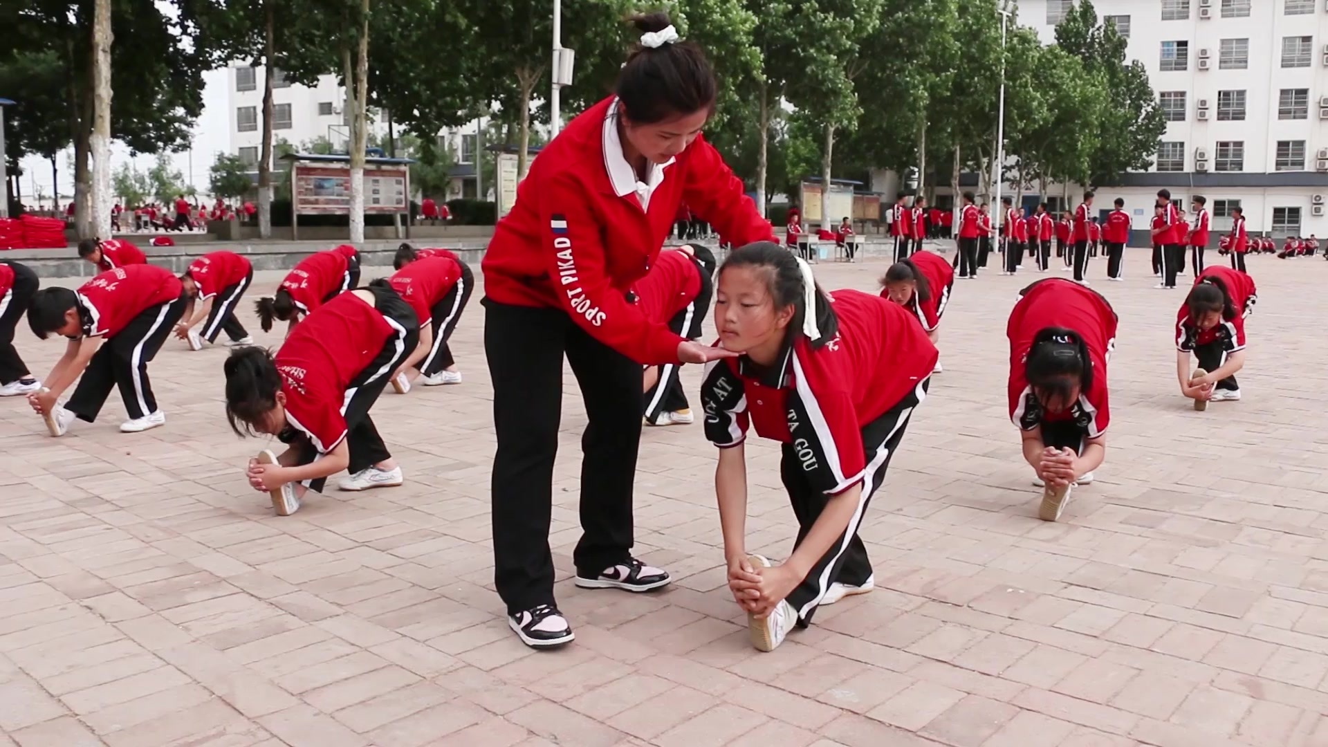 《我在嵩山学武术》：春城“女侠”的塔沟习武之路