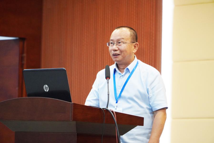 周京南 故宫博物院研究馆员